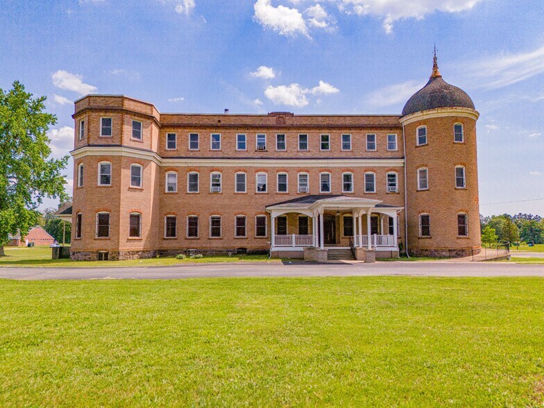 More Photos Of 1667 E Landis Ave, Vineland Medical For Sale