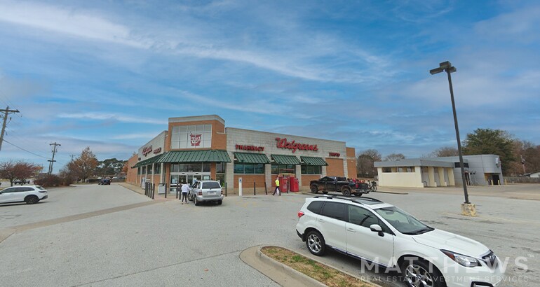 More Photos Of 3234 E Robinson Ave, Springdale Drugstore For Sale