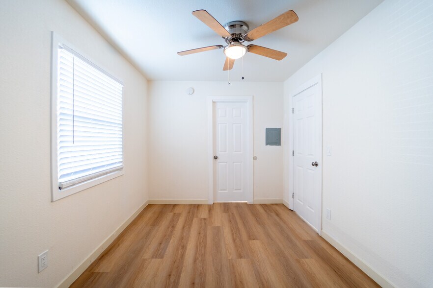 More Photos Of 1227 Coolidge Ave, National City Apartments For Sale