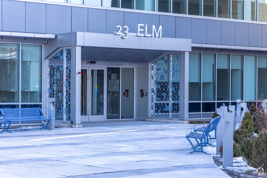 More Photos Of 23 Elm St, Watertown Office For Lease