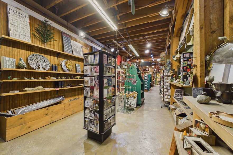 More Photos Of 949 Highway 82, Mountain Park Storefront Retail Residential For Sale