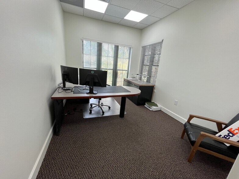 More Photos Of 4477 Legendary Dr, Destin Office Residential For Sale