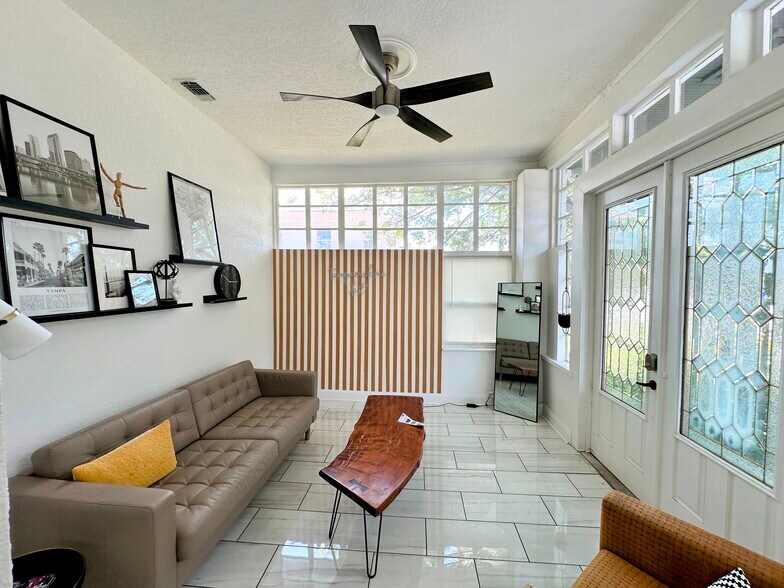 More Photos Of 3105 W Spruce St, Tampa Apartments For Sale
