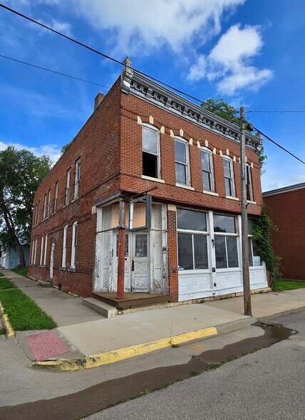 More Photos Of 7282 Columbus St, New Vienna General Retail For Lease