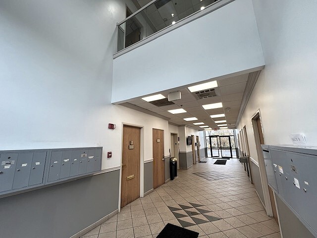 More Photos Of 2615 Three Oaks Rd, Cary Medical For Lease