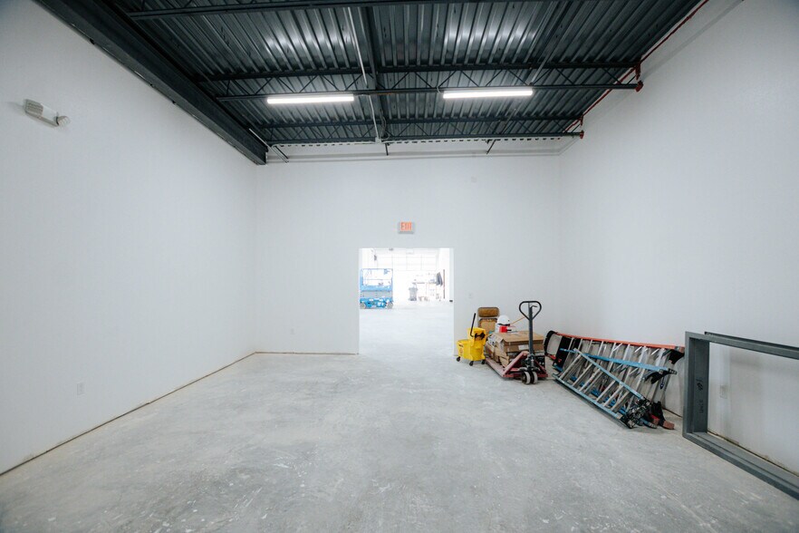 More Photos Of 160 Alto Mesa dr, El Paso Healthcare For Lease