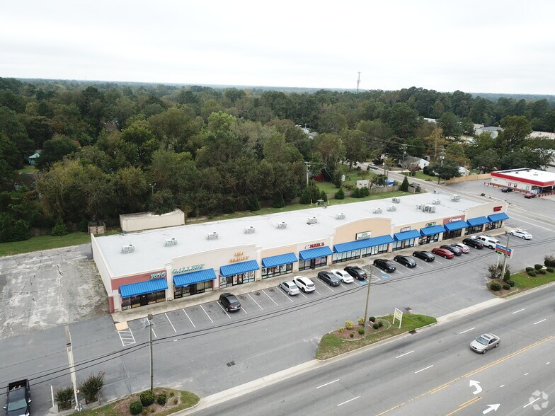 More Photos Of 5109-5137 Raeford Rd, Fayetteville Freestanding For Lease