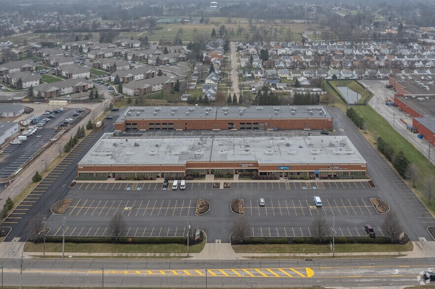 More Photos Of 7580 Northcliff Ave, Brooklyn Office For Lease