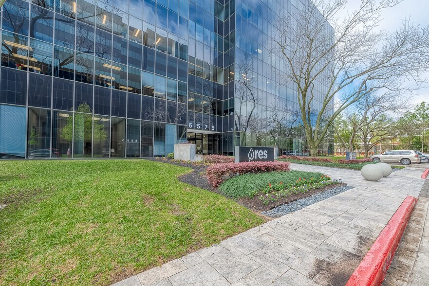 More Photos Of 6575 West Loop South, Bellaire Office For Lease