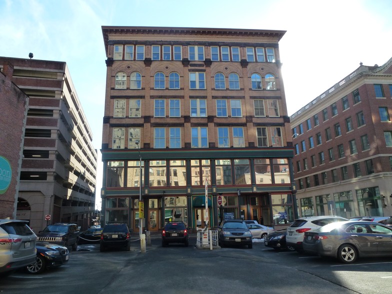 Primary Photo Of 82-90 Weybosset St, Providence Office For Lease