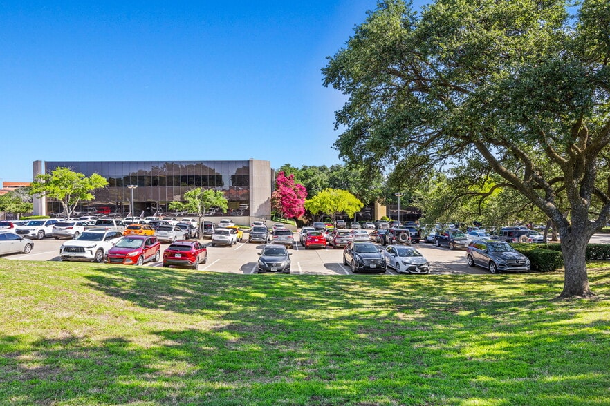 Primary Photo Of 4545 Fuller Dr, Irving Office Residential For Lease