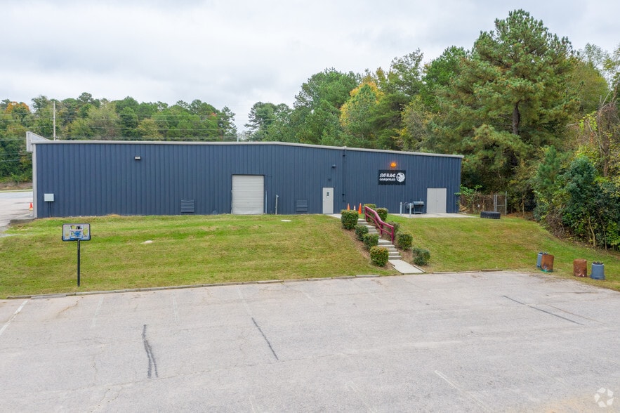 More Photos Of 363-365 N Concord Pky, Concord Warehouse For Lease