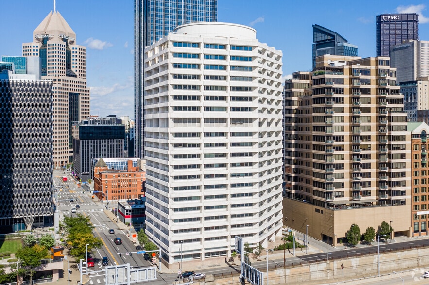 Primary Photo Of 20 Stanwix St, Pittsburgh Office For Lease