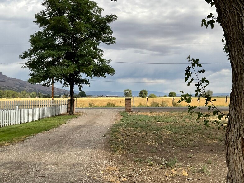 More Photos Of 155 Townsend St, Cedarville Apartments For Sale