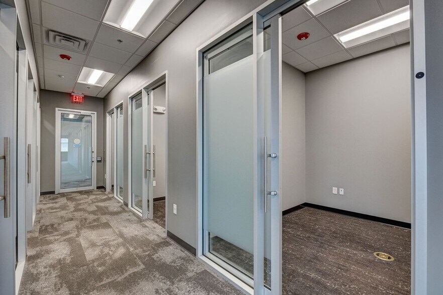 More Photos Of 6740 Rock Spring Rd, Wilmington Office For Lease