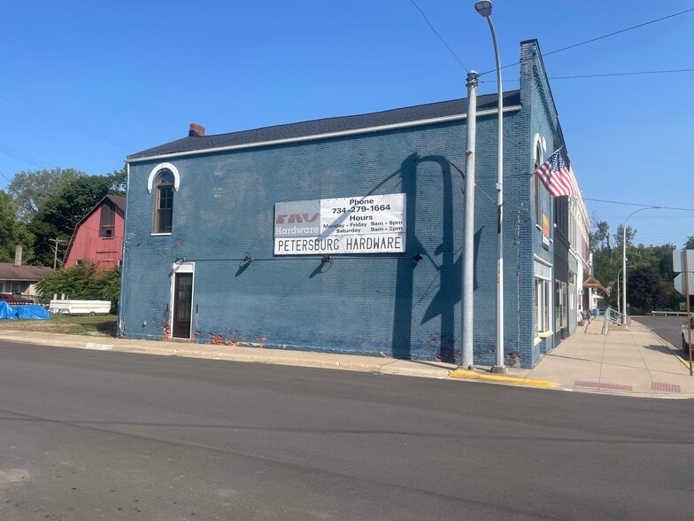 More Photos Of 60-64 Saline St, Petersburg Storefront Retail Residential For Sale