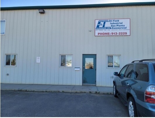 More Photos Of 11113 83 Av, Fort Saskatchewan Warehouse For Lease