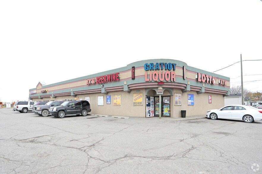 More Photos Of 57565-57575 Gratiot Ave, New Haven Freestanding For Lease