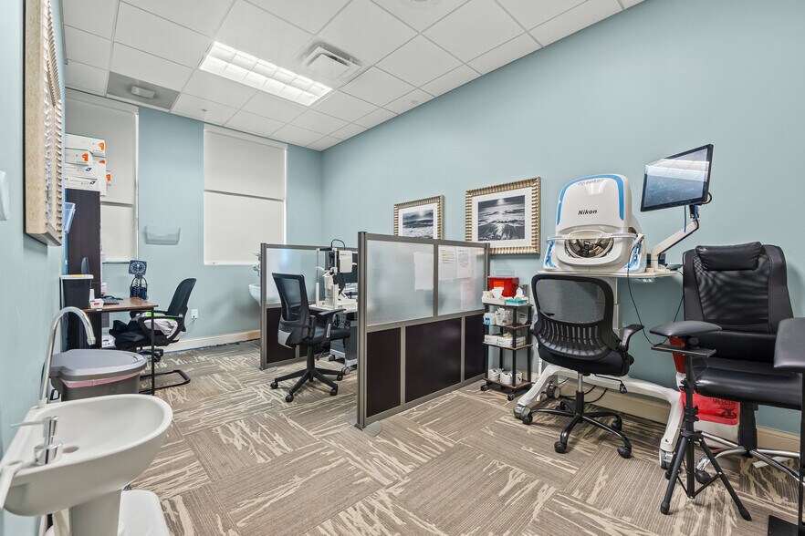 More Photos Of 6705 S Red Rd, Coral Gables Office Residential For Lease