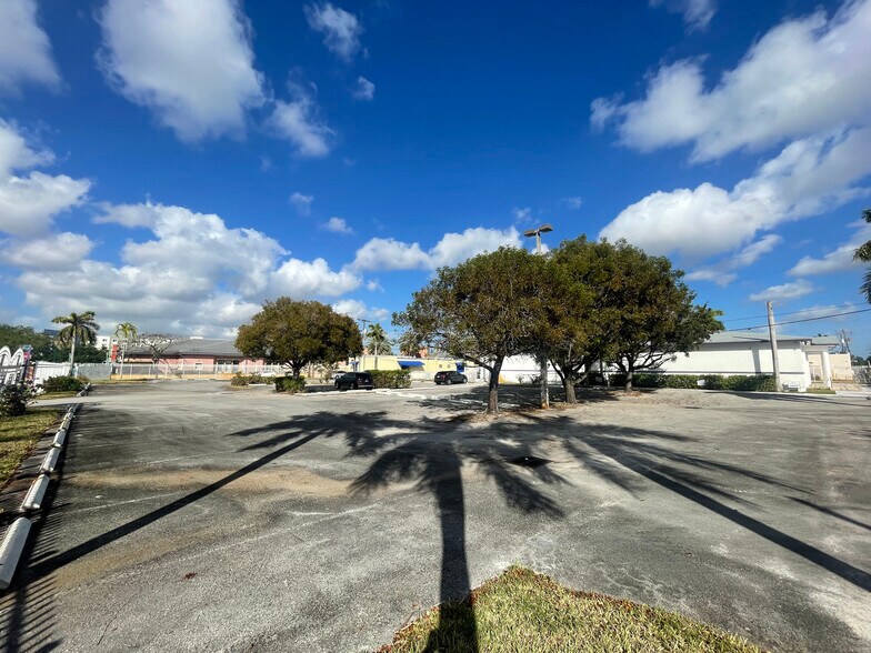 More Photos Of 240 Bahman Ave, Opa Locka Religious Facility For Sale