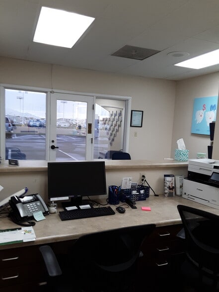 More Photos Of 13210 W Van Buren St, Goodyear Office For Lease