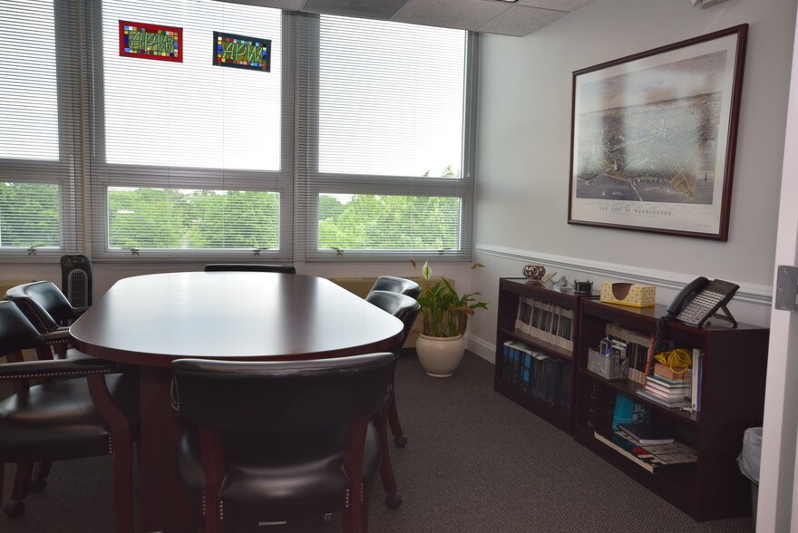 More Photos Of 200 Little Falls St, Falls Church Office For Lease