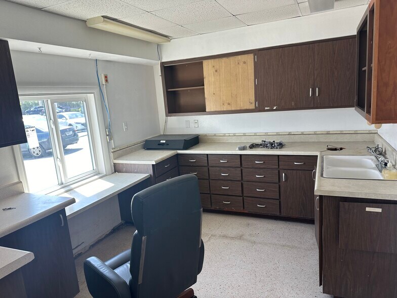 More Photos Of 465 Minutemen Cswy, Cocoa Beach Medical For Sale