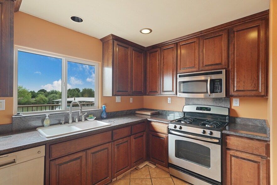 More Photos Of 1400 Old Levee rd, Walnut Grove Land For Sale