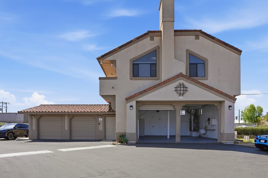 More Photos Of , Santa Maria General Retail For Sale