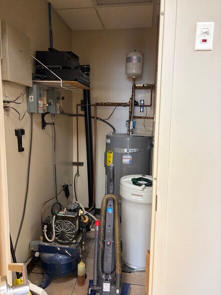 More Photos Of 3115 E Lion, Salt Lake City Medical For Sale