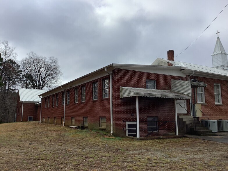 More Photos Of 605 Clarksbury Church Rd, Thomasville Religious Facility For Sale