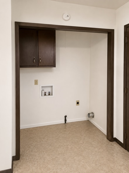 More Photos Of 1820-1824 W Walnut St, Springfield Apartments For Sale