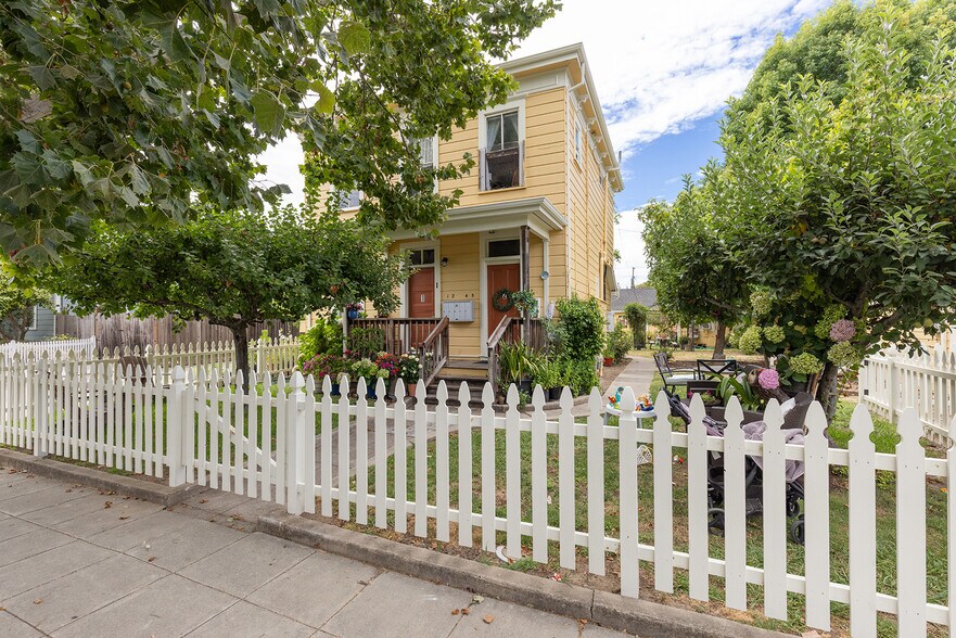 More Photos Of 2123 2nd St, Napa Apartments For Sale
