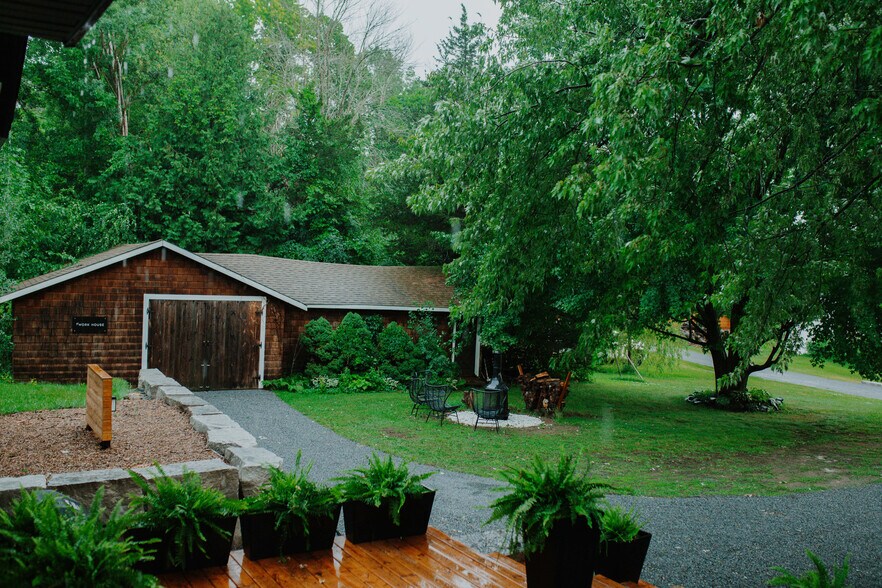 More Photos Of 551 Little Rideau Lake Rd, Portland Lodge Meeting Hall For Sale