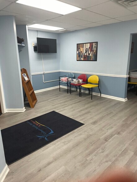 More Photos Of 2580 Shiloh Springs Rd, Dayton Office For Sale