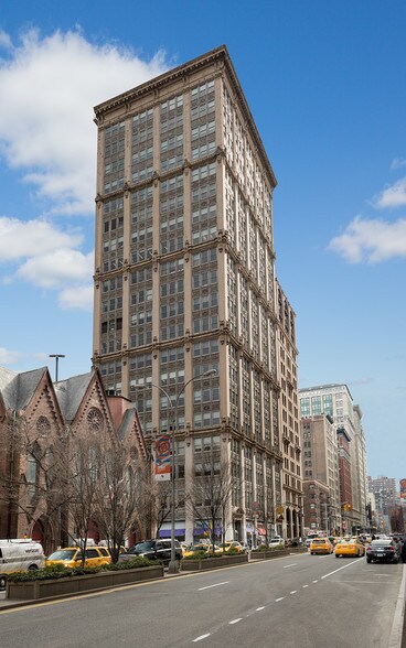 More Photos Of 257 Park Ave S, New York Office For Lease