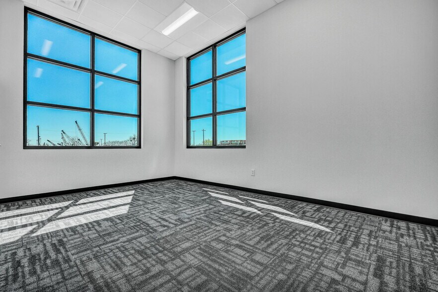 More Photos Of 2040 Sewanee Rd, North Charleston Distribution For Lease