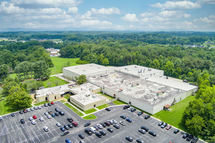 Primary Photo Of Putnam County Manufacturing Facility. Dr, Cookeville Warehouse For Lease