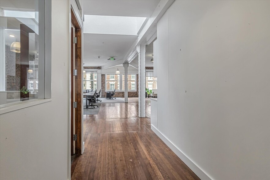 More Photos Of 34-38 Mason St, San Francisco Loft Creative Space For Sale