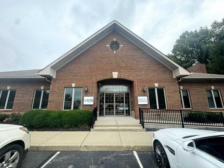 Primary Photo Of 10485 W Commerce Dr, Carmel Office For Sale