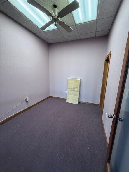 More Photos Of 5736 S Texas Ave, Orlando Office For Lease