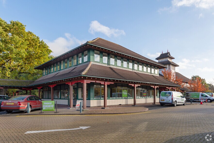 More Photos Of 4200-4520 Solihull Pky, Birmingham Coworking Space