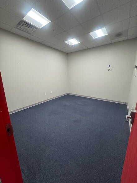 More Photos Of 15856 S Rockwell Park Cv, Herriman Industrial For Lease