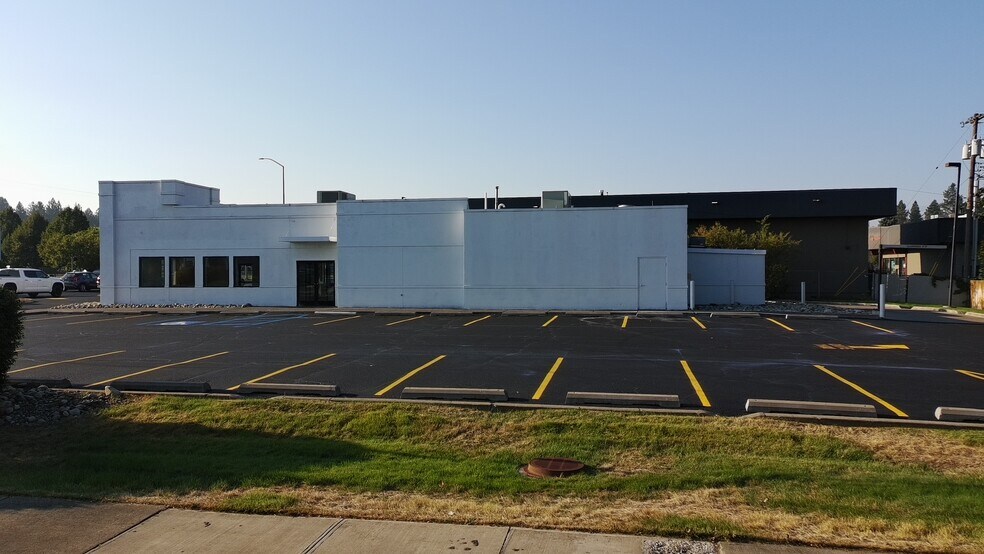 More Photos Of 9229 N Division St, Spokane Fast Food For Lease