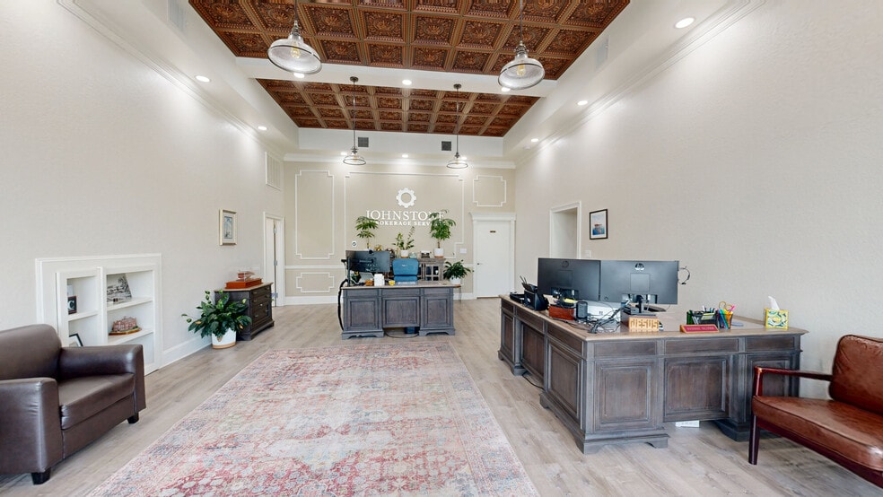 Primary Photo Of 117 San Augustine St, Center Office For Sale