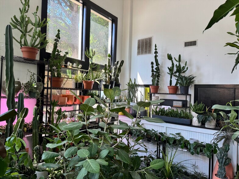 More Photos Of 880 Glenwood Ave SE, Atlanta Multifamily For Sale