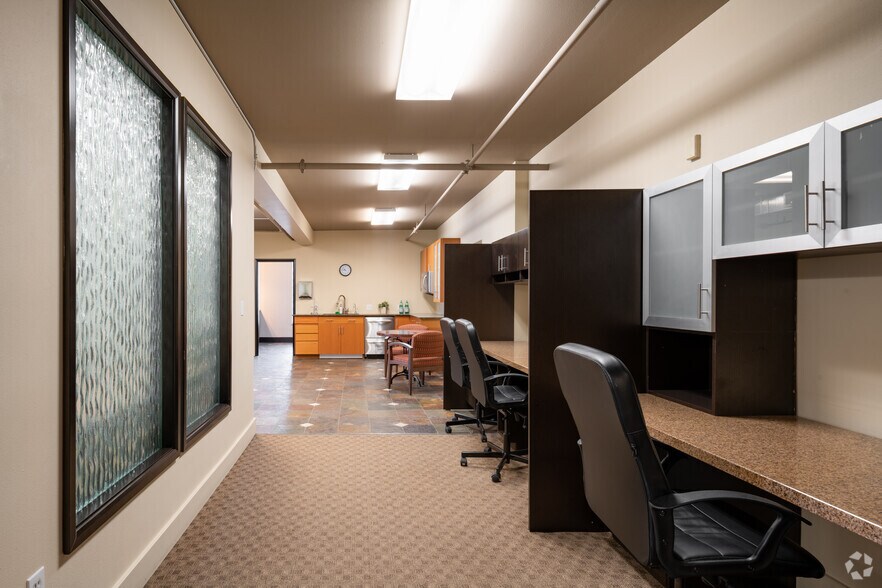 More Photos Of 4130 1st Ave S, Seattle Freestanding For Lease