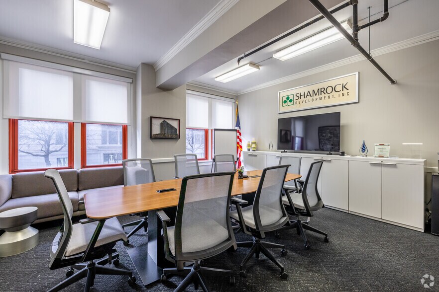 More Photos Of 319 S 17th St, Omaha Office For Lease