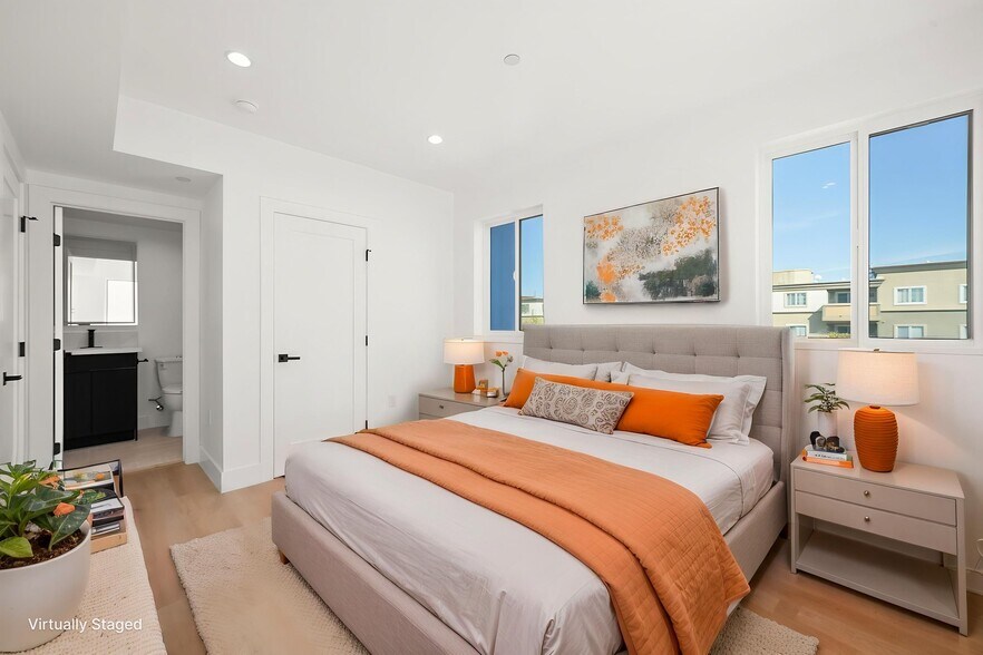 More Photos Of 1933 Magnolia Ave, Los Angeles Apartments For Sale