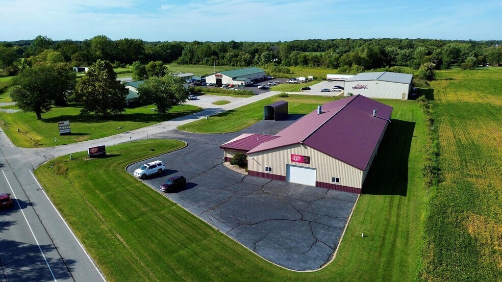 More Photos Of 677 State Road 130, Hobart Auto Repair For Sale